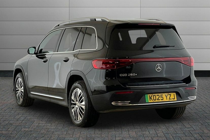 Mercedes-Benz EQB Eqb 250 Sport Executive Black #2