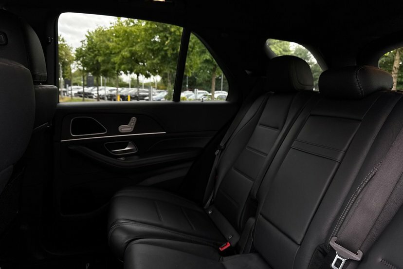 Mercedes-Benz GLE Class 2.9 Gle400d Amg Line Premium Plus Suv Silver #13