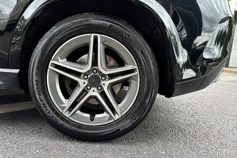 Mercedes-Benz GLE Class 2.9 Gle350d Amg Line Suv G-tronic 4Mati Black #4
