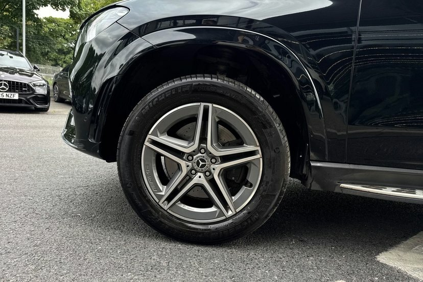 Mercedes-Benz GLE Class 2.9 Gle400d Amg Line Premium Plus Suv Silver #42