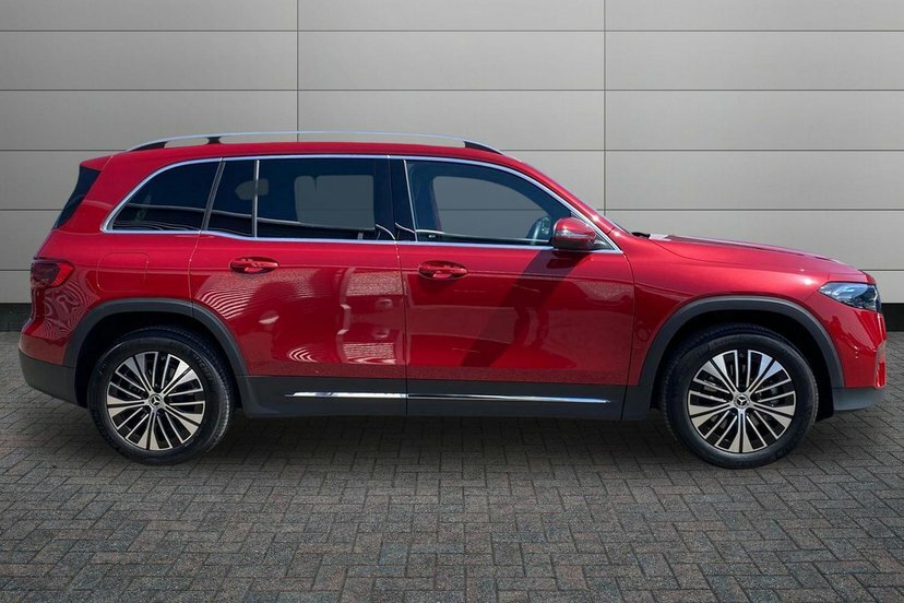 Mercedes-Benz EQB Eqb 250 70.5Kwh Sport Executive Suv Electri Red #3