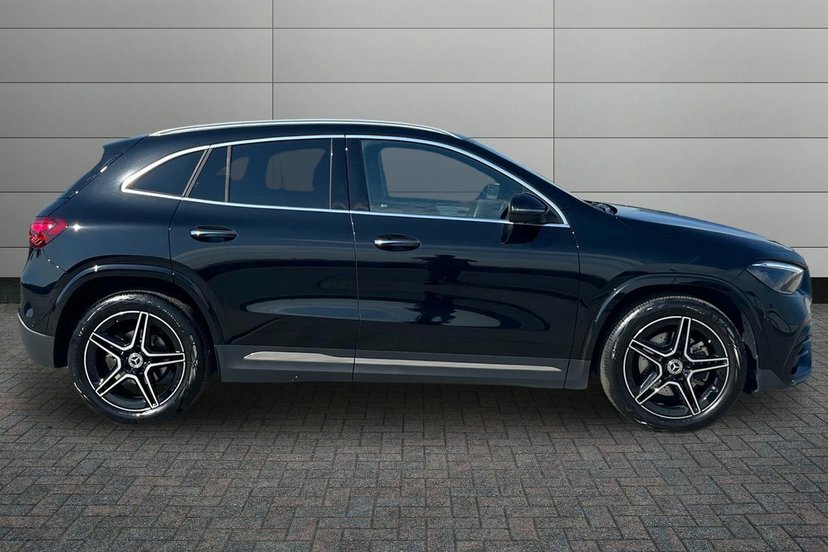 Mercedes-Benz GLA Class Gla200d Amg Line Executive KP75UMJ Black #3