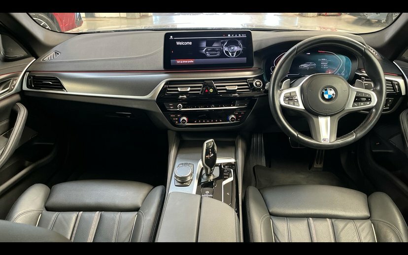 BMW 5 Series 520I M Sport Saloon Grey #4