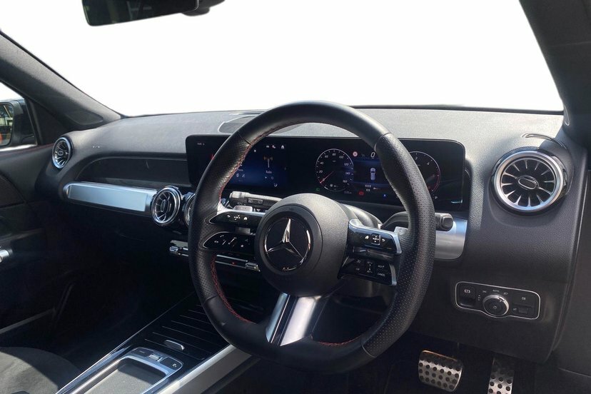 Mercedes-Benz GLB Class 2.0 Glb220d Amg Line Executive Suv 8G Black #5