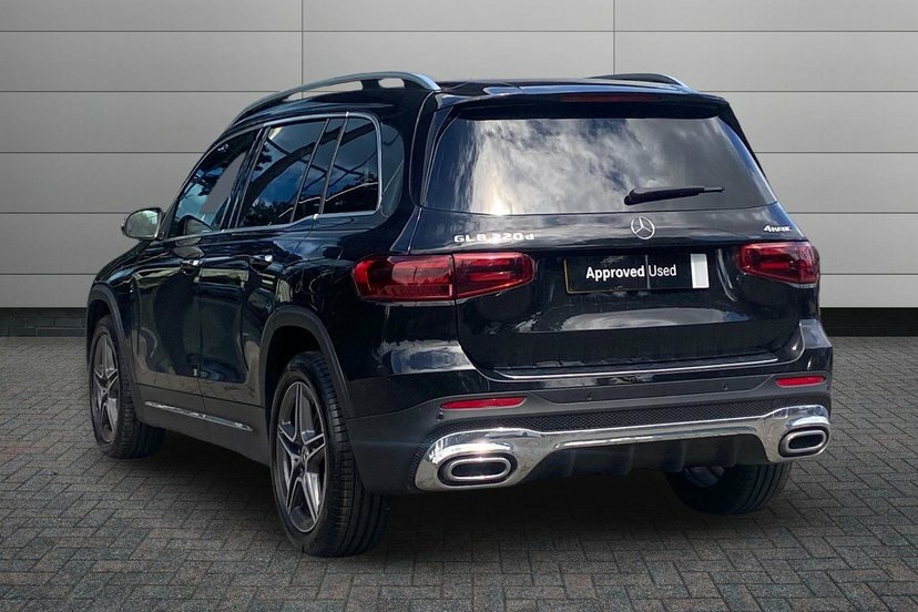 Mercedes-Benz GLB Class 2.0 Glb220d Amg Line Executive Suv 8G Black #2