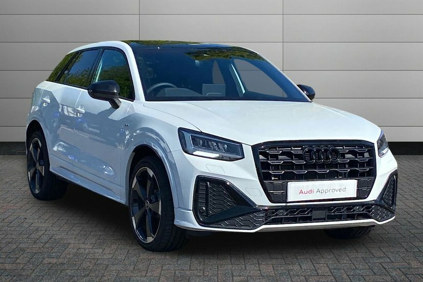 Audi Q2 1.5 Tfsi Cod 35 Black Edition Suv S Tro White