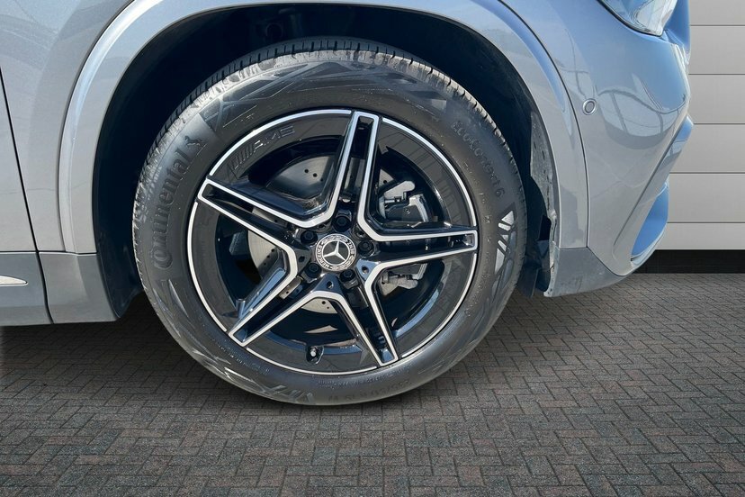 Mercedes-Benz GLA Class Gla220d Amg Line Executive KW75XPP Grey #4