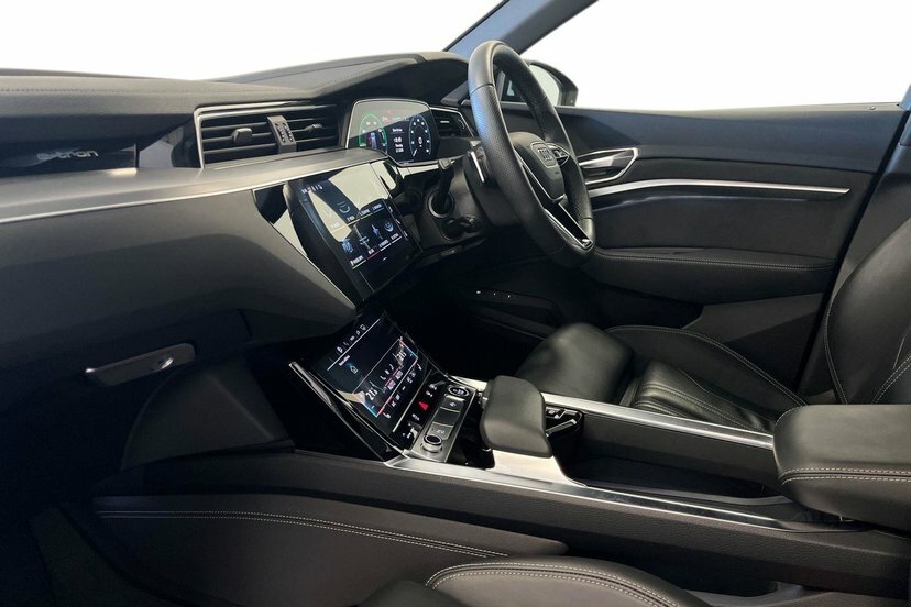 Audi Q8 e tron 55 S Line Sportback Quattro 114K Black #2