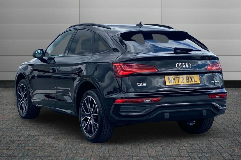 Audi Q5 2.0 Tfsi 45 Edition 1 Sportback S Troni Black #3
