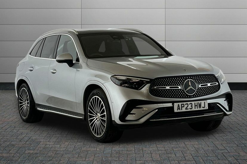 Mercedes-Benz GLC Class Glc 300D 4Matic Amg Line Premium Plus Silver