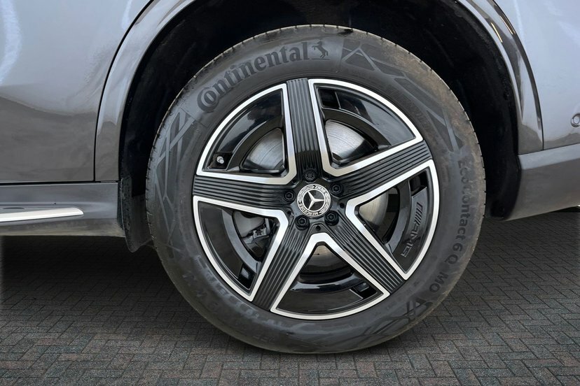 Mercedes-Benz GLC Class Glc 300E 4Matic Amg Line KP75OBE Grey #4