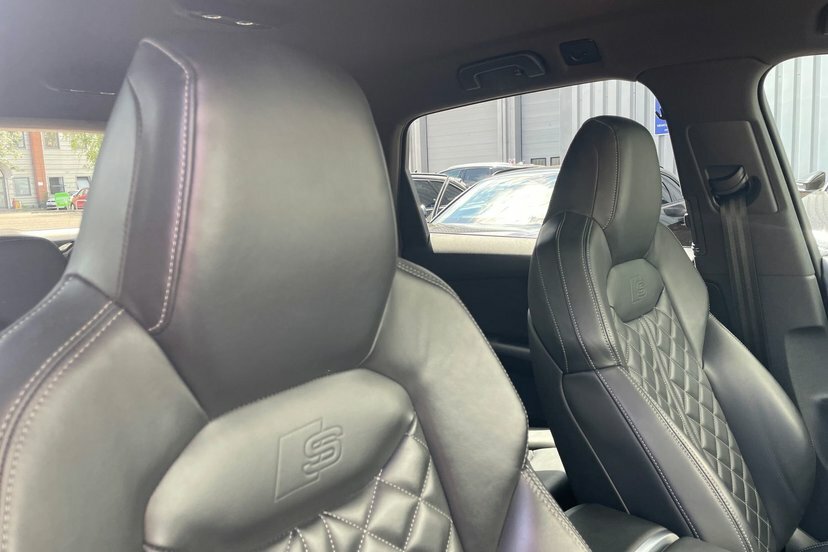 Audi SQ7 4.0 Tfsi V8 Black Edition Suv Tiptronic Grey #25