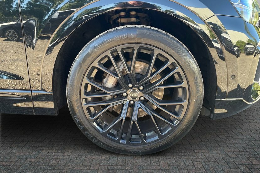 Audi Q8 3.0 Tdi V6 50 Black Edition Suv Tiptron Black #5