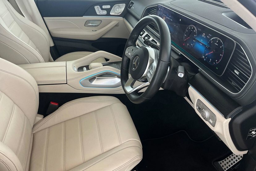 Mercedes-Benz GLS Class Gls 400D 4Matic Night Edition 7 Seats Black #5