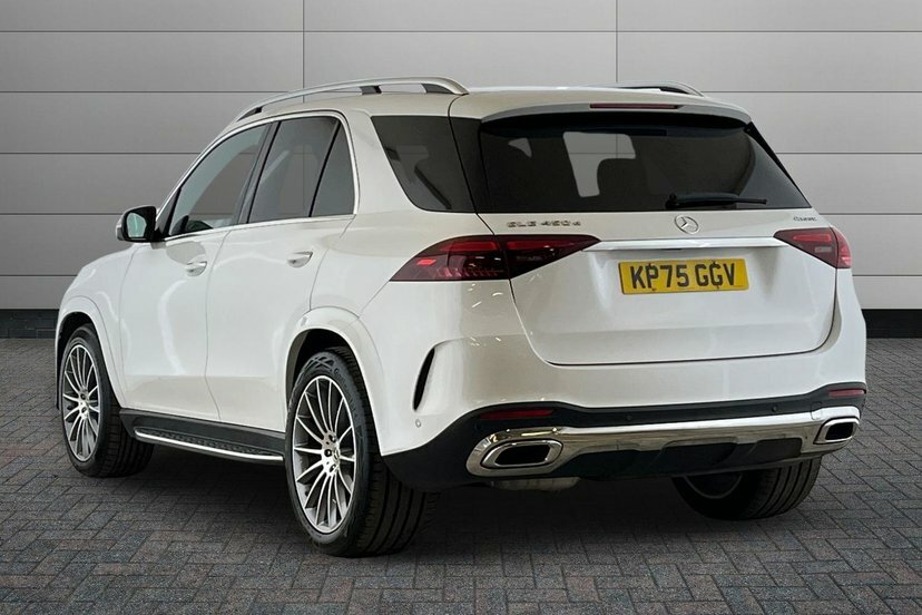 Mercedes-Benz GLE Class Gle 450D 4Matic Amg Line Premium 7 Seats KP75GGV White #2