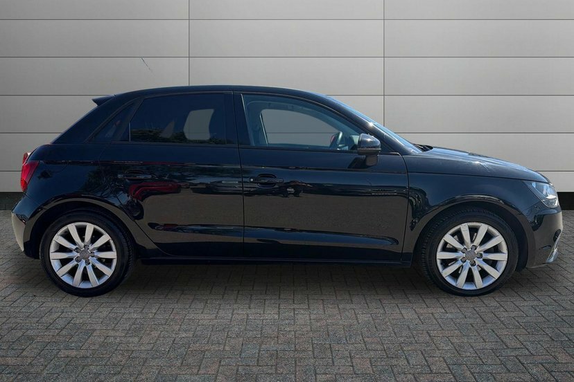 Audi A1 1.4 Tfsi Sport Sportback Euro 5 Black #4