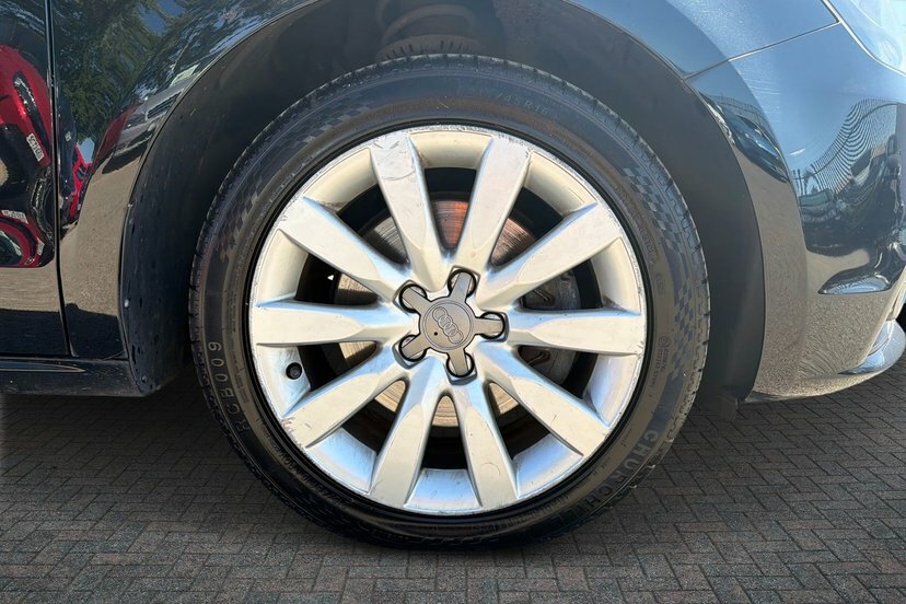 Audi A1 1.4 Tfsi Sport Sportback Euro 5 Black #5