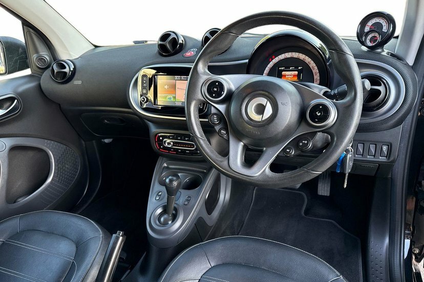 Smart Fortwo Cabrio 1.0 Prime Premium Cabriolet Twinamic Black #6