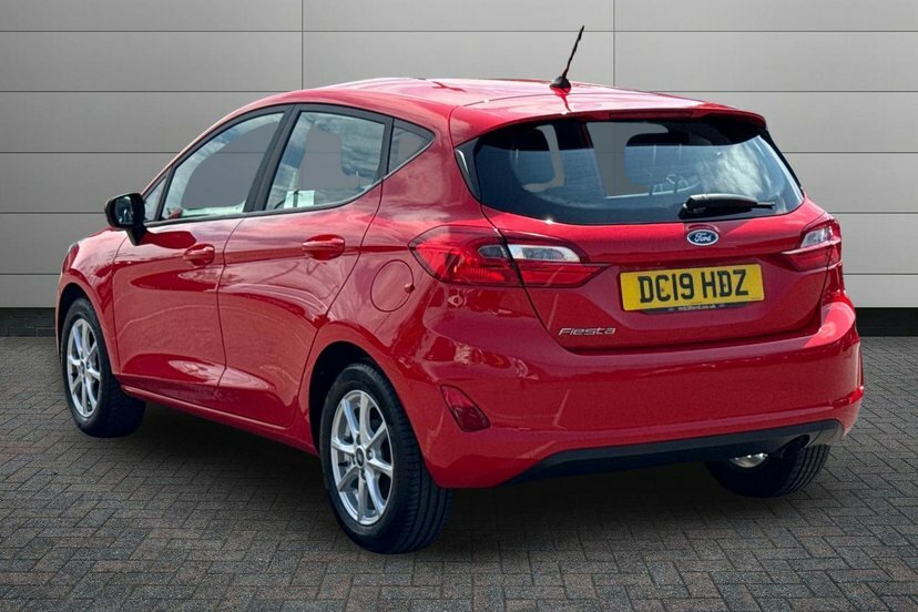 Ford Fiesta 1.1 Ti-vct Zetec Hatchback 85 P DC19HDZ Red #3