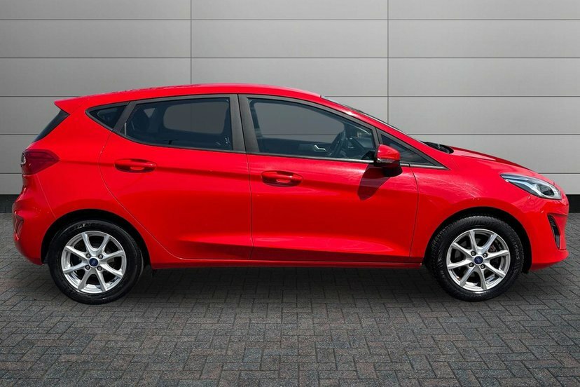 Ford Fiesta 1.1 Ti-vct Zetec Hatchback 85 P DC19HDZ Red #4
