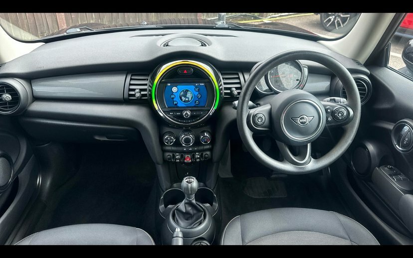 Mini Hatch 3-Door Hatch Cooper Classic AV69DXW Black #4