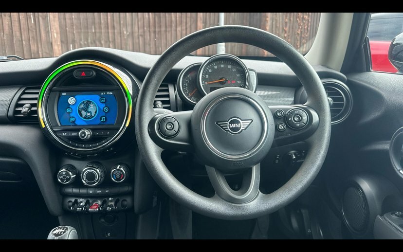 Mini Hatch 3-Door Hatch Cooper Classic AV69DXW Black #5