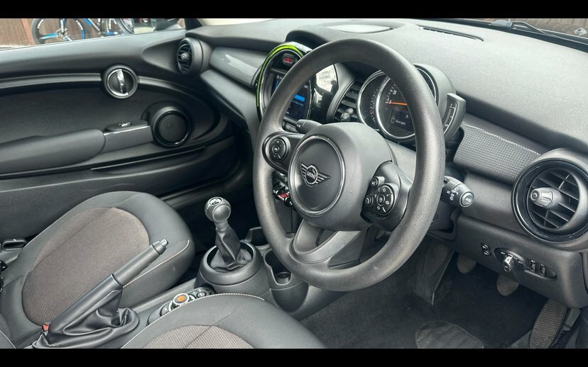 Mini Hatch 3-Door Hatch Cooper Classic AV69DXW Black #6
