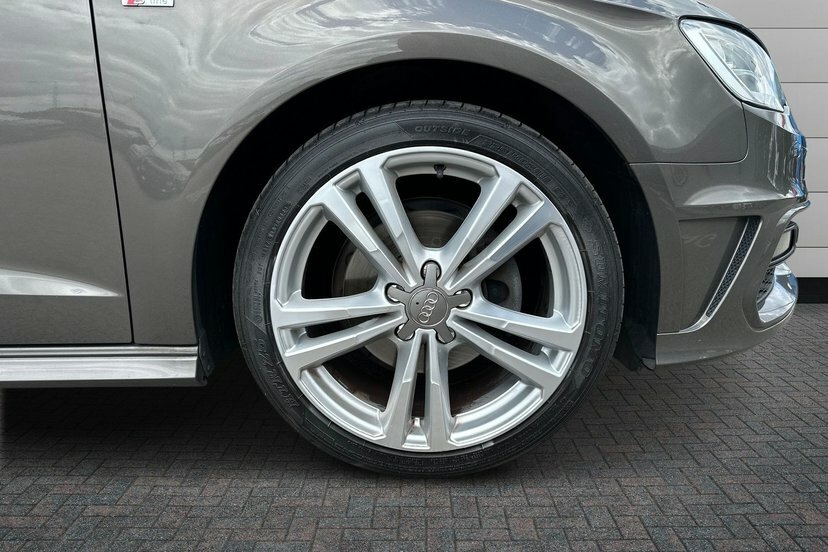 Audi A3 1.4 Tfsi Cod S Line Sportback S Tronic Grey #5