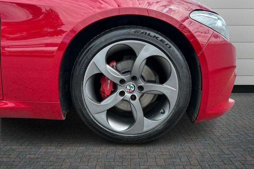 Alfa Romeo Giulia 2.2 Td Speciale Saloon 180 Ps Red #5