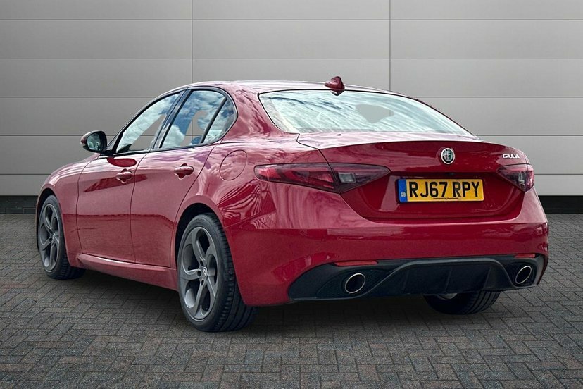 Alfa Romeo Giulia 2.2 Td Speciale Saloon 180 Ps Red #3
