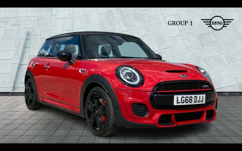 Mini Hatch John Cooper Works Hatch Red