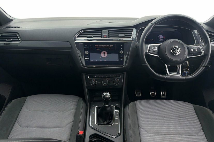 Volkswagen Tiguan 2.0 Tdi R-line Suv 150 Ps DF67EWD White #6