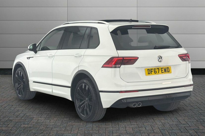 Volkswagen Tiguan 2.0 Tdi R-line Suv 150 Ps DF67EWD White #3