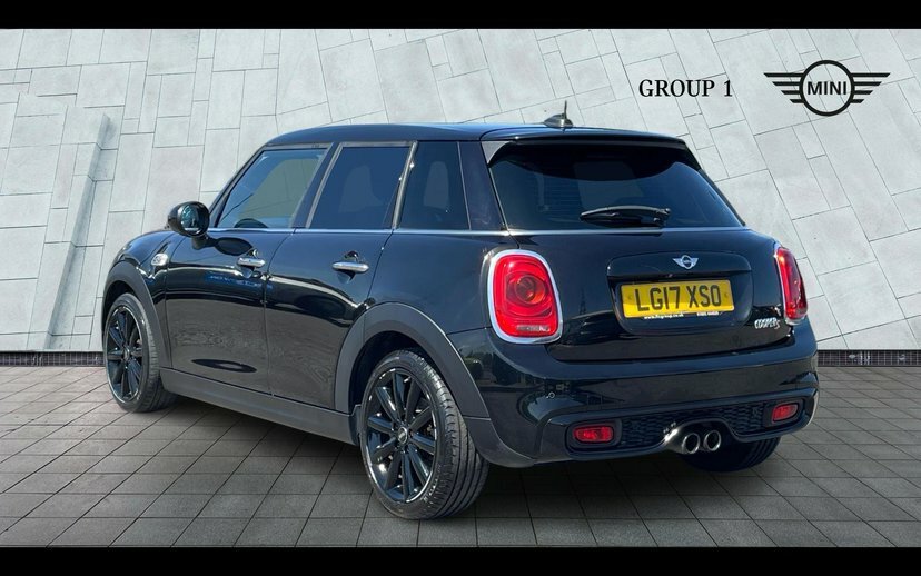 Mini Hatch 5-Door Hatch Cooper S LG17XSO Black #2