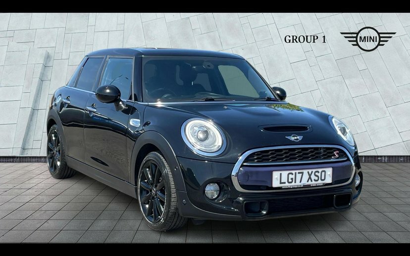 Mini Hatch 5-Door Hatch Cooper S Black