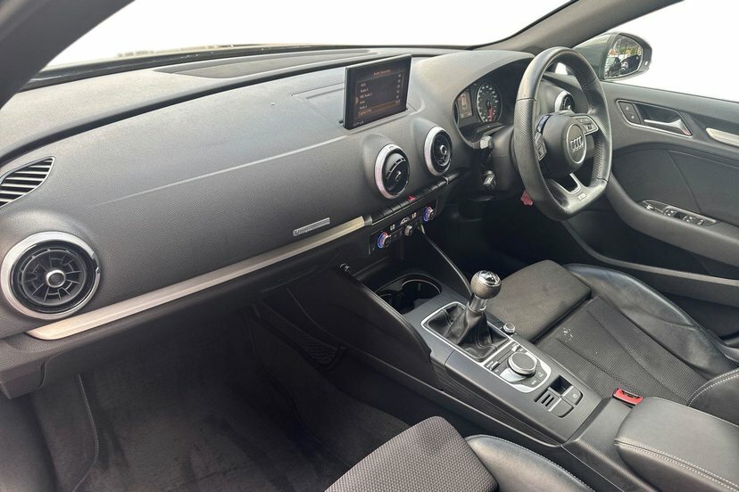 Audi A3 1.5 Tfsi Cod S Line Sportback 1 Grey #2