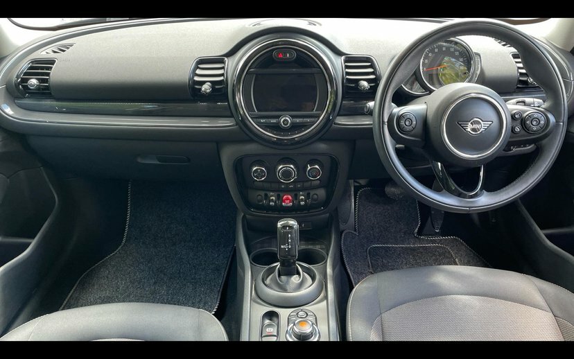 Mini Clubman Clubman Cooper Classic White #4