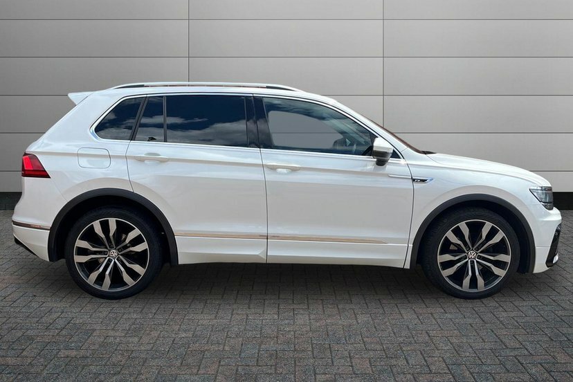 Volkswagen Tiguan 2.0 Tdi R-line Suv 4Motion 150 White #4