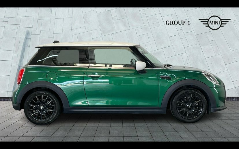 Mini Hatch 3-Door Hatch Cooper Classic EF72OKW Green #3