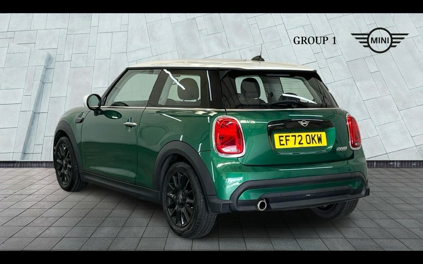 Mini Hatch 3-Door Hatch Cooper Classic EF72OKW Green #2