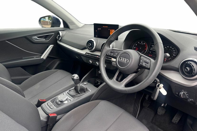 Audi Q2 1.0 Tfsi 30 Technik Suv 110 Ps MA23ULM Blue #6