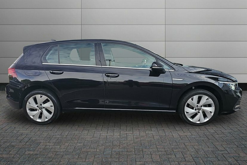 Volkswagen Golf 1.5 Tsi Style Hatchback 130 Ps DA22YRX Black #4