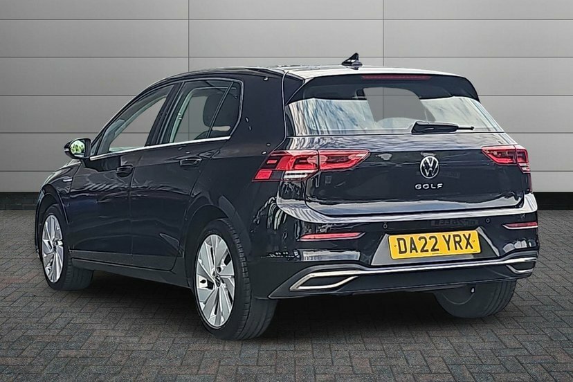 Volkswagen Golf 1.5 Tsi Style Hatchback 130 Ps DA22YRX Black #3