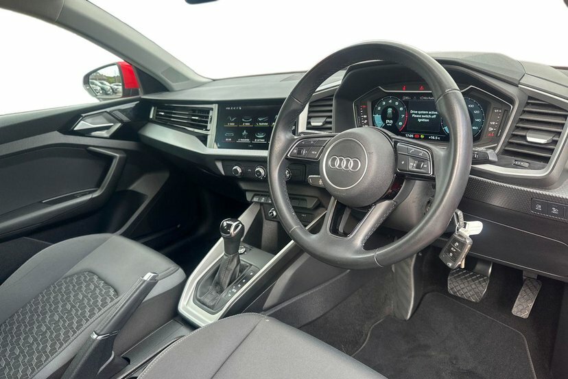 Audi A1 1.0 Tfsi 30 Sport Sportback S Tronic 1 MF72XZD Red #6