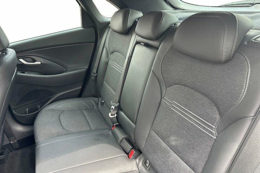 Hyundai I30 Hat 1.0 T-gdi 120Ps Premium Dct  #10