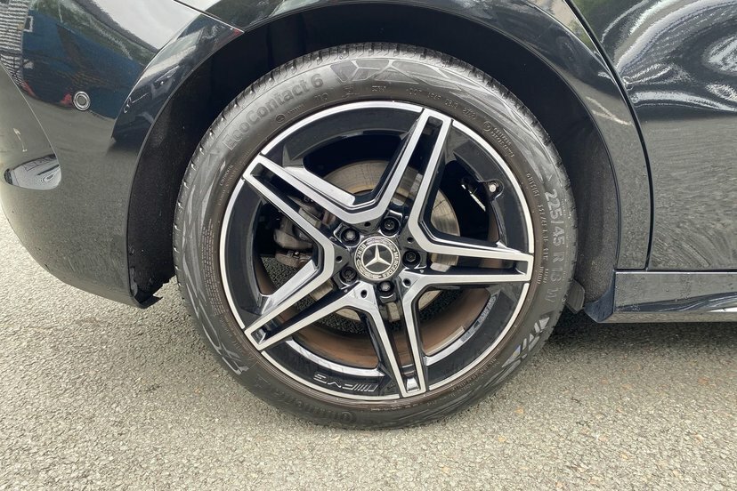 Mercedes-Benz B Class 1.3 B200 Amg Line Executive Mpv 7G-dc Black #4