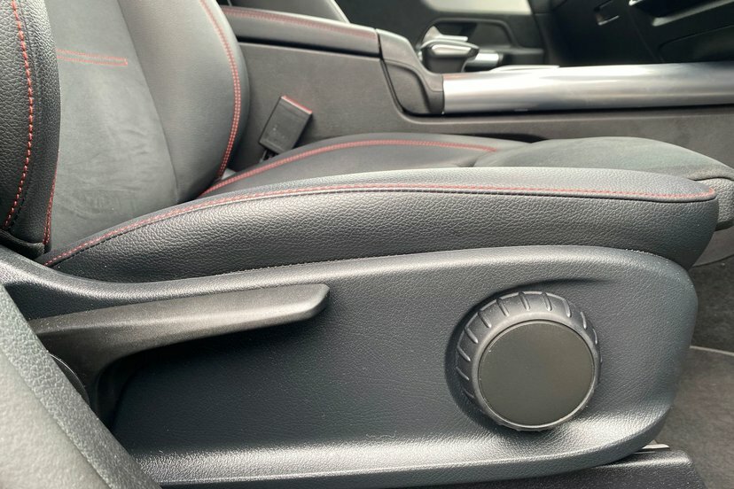 Mercedes-Benz B Class 1.3 B200 Sport Executive Edition Mpv 7G #52