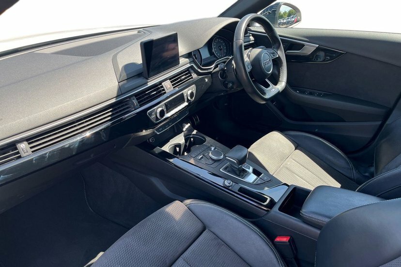 Audi A4 2.0 Tfsi 35 Black Edition Saloon S Tron White #2