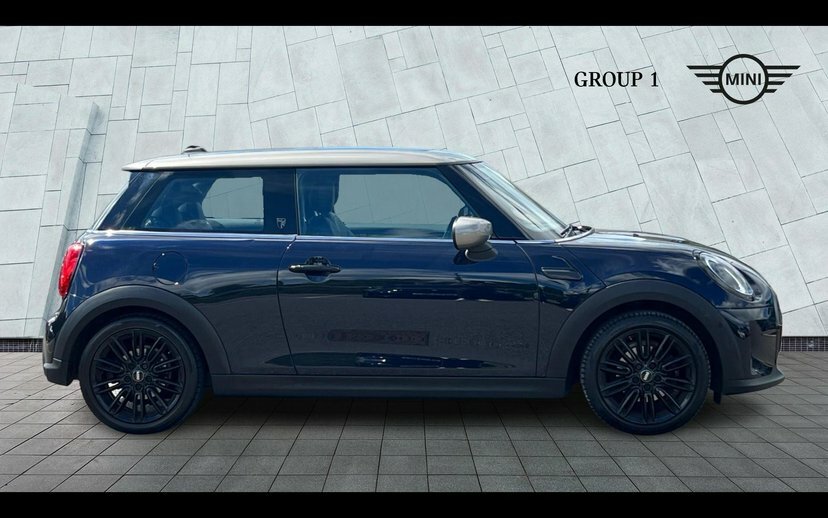 Mini Hatch 3-Door Hatch Cooper Exclusive GY73YPO Black #3