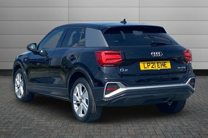Audi Q2 1.5 Tfsi Cod 35 S Line Suv S Tronic 15 LP21EHE Black #3
